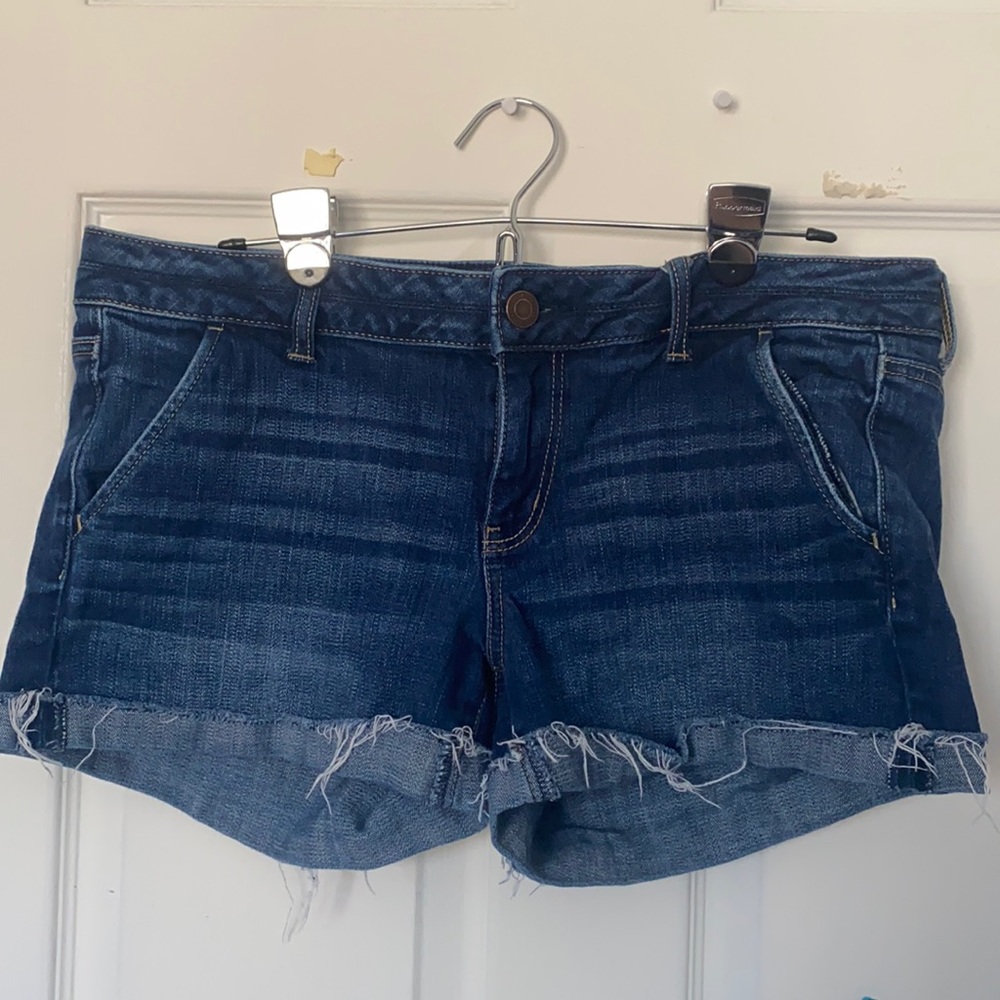 American Eagle Blue Jean Stretch Shorts (Plus Size)